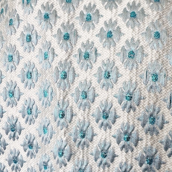 Hill House The James Shirt
Snowflake Brocade Blue/White Small - Picture 8 of 10